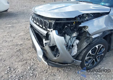 2024 Jeep Compass Limited 4X4 from USA, damaged, VIN 3C4NJDCN2RT578943